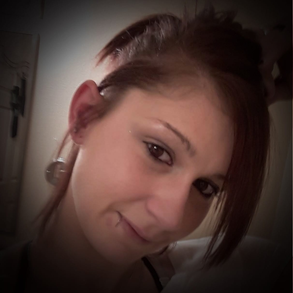 Meet your Posher, Jacquelin